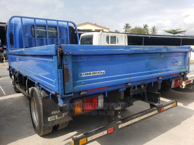 Isuzu Forward - thumbnail 2