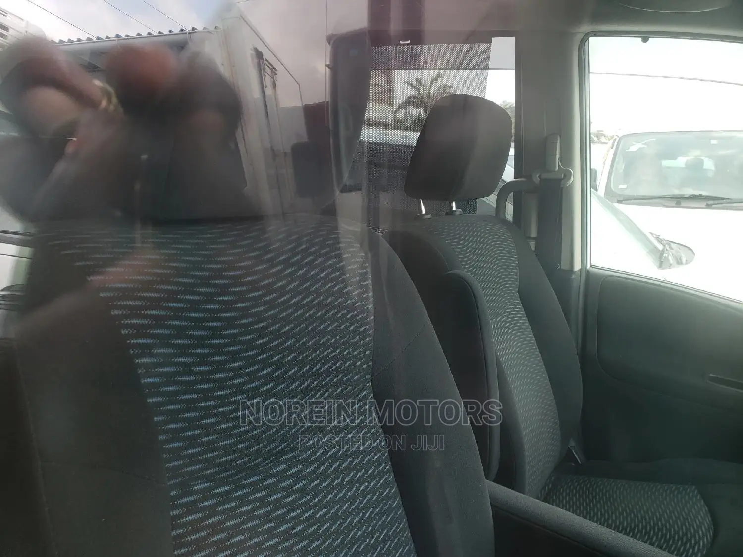 Nissan Serena 2014 White