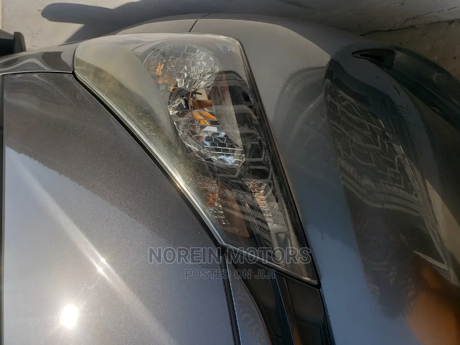 Toyota Vitz 2015
