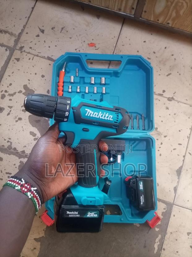 Cordless Makita Drillset,21v - thumbnail 3