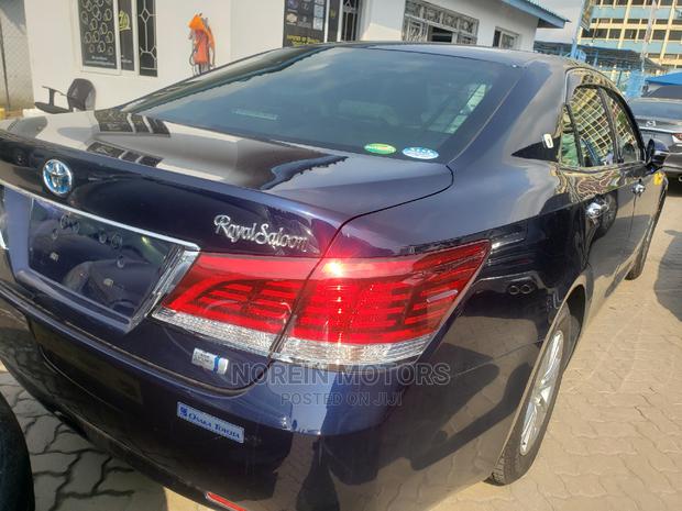 Toyota Crown 2014 Blue - thumbnail 5