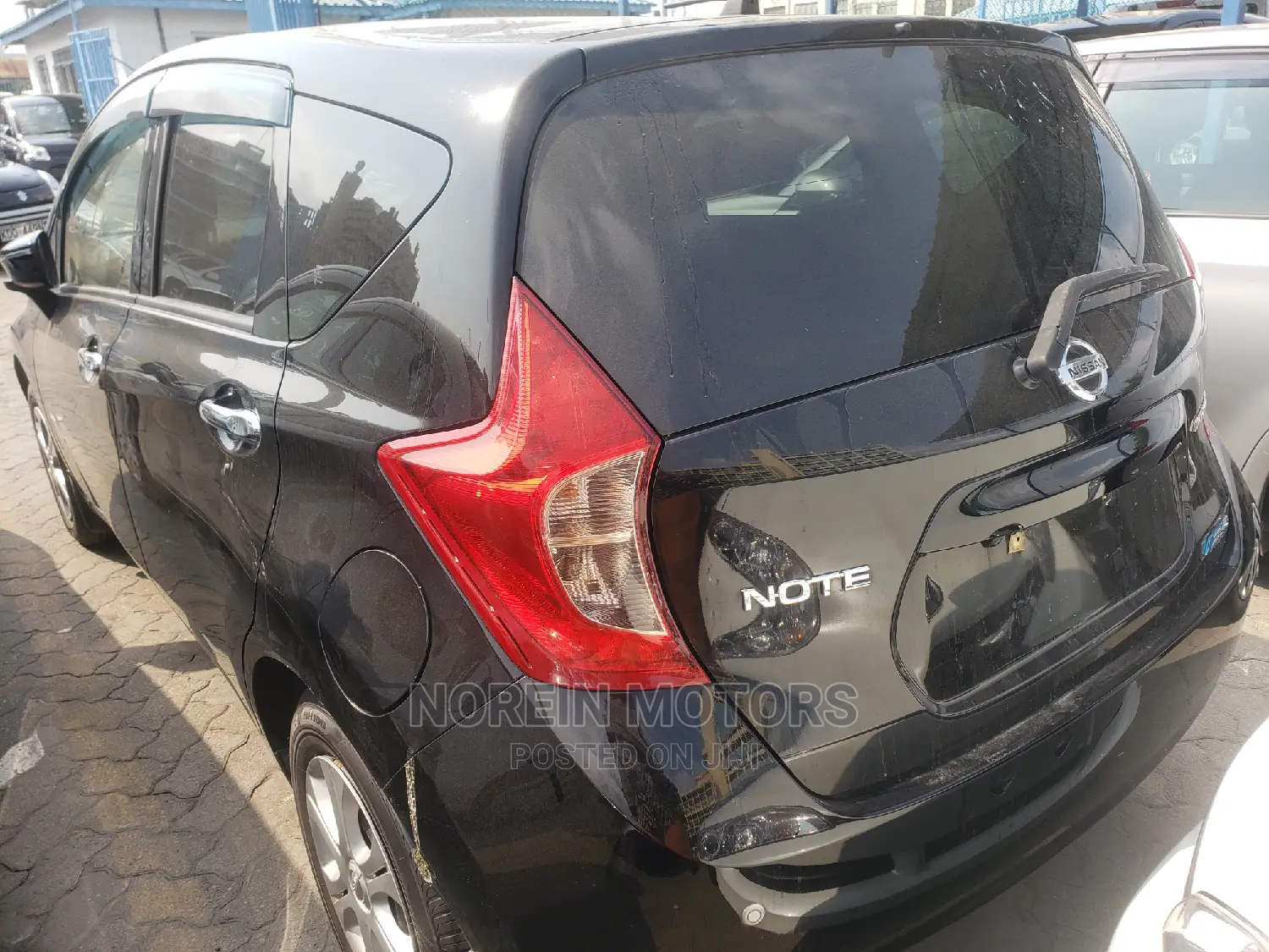 Nissan Note 2015 Black