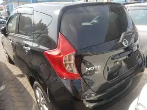 Nissan Note 2015 Black