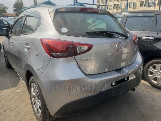 Mazda Demio 2015 Gray - thumbnail 4