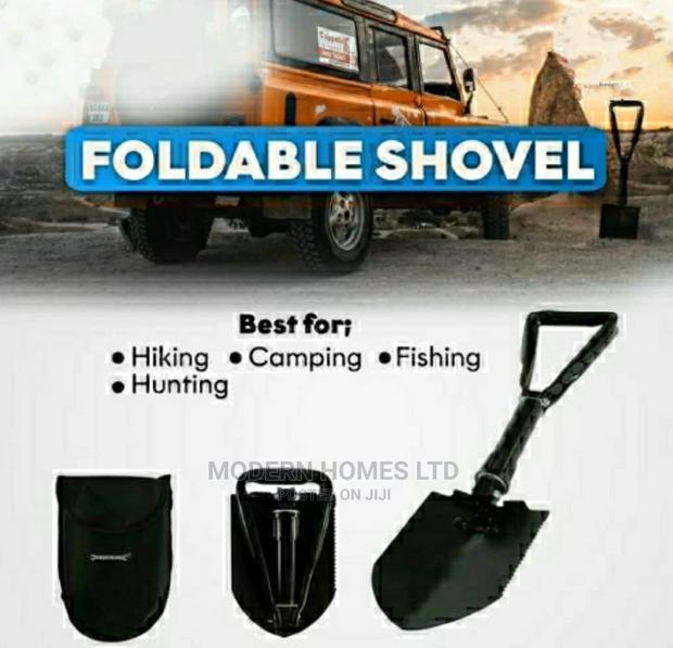 Foldable Shovel - main view