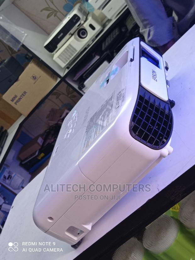 Epson Projectors - thumbnail 3