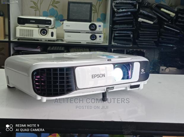Epson Projectors - thumbnail 6
