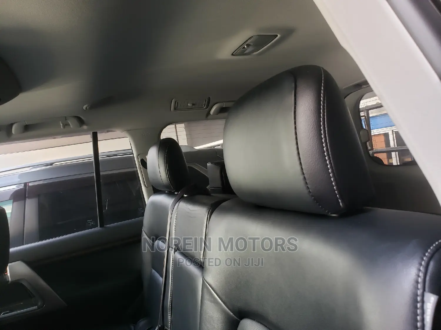 Toyota Land Cruiser 2015 Black