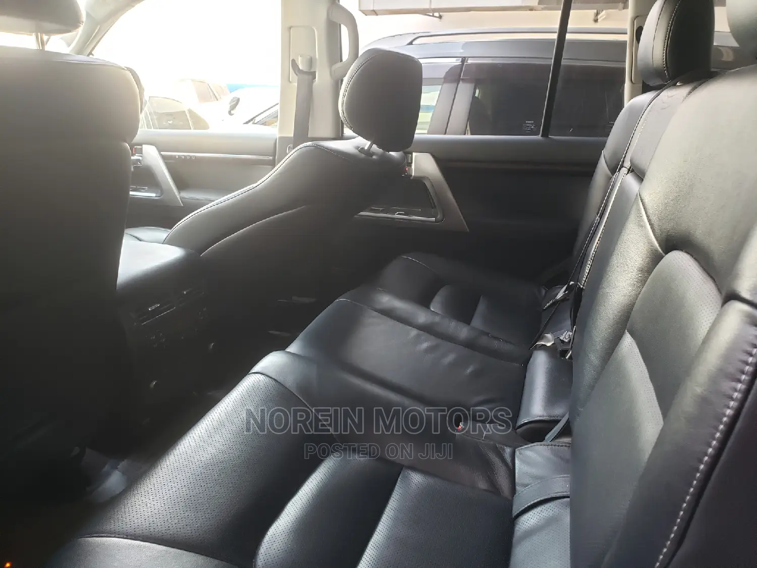 Toyota Land Cruiser 2015 Black
