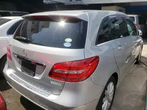 Mercedes-Benz B-Class 2015 Silver