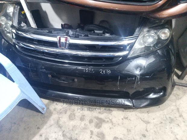 Toyota Isis 2012 Nosecut Available - main view