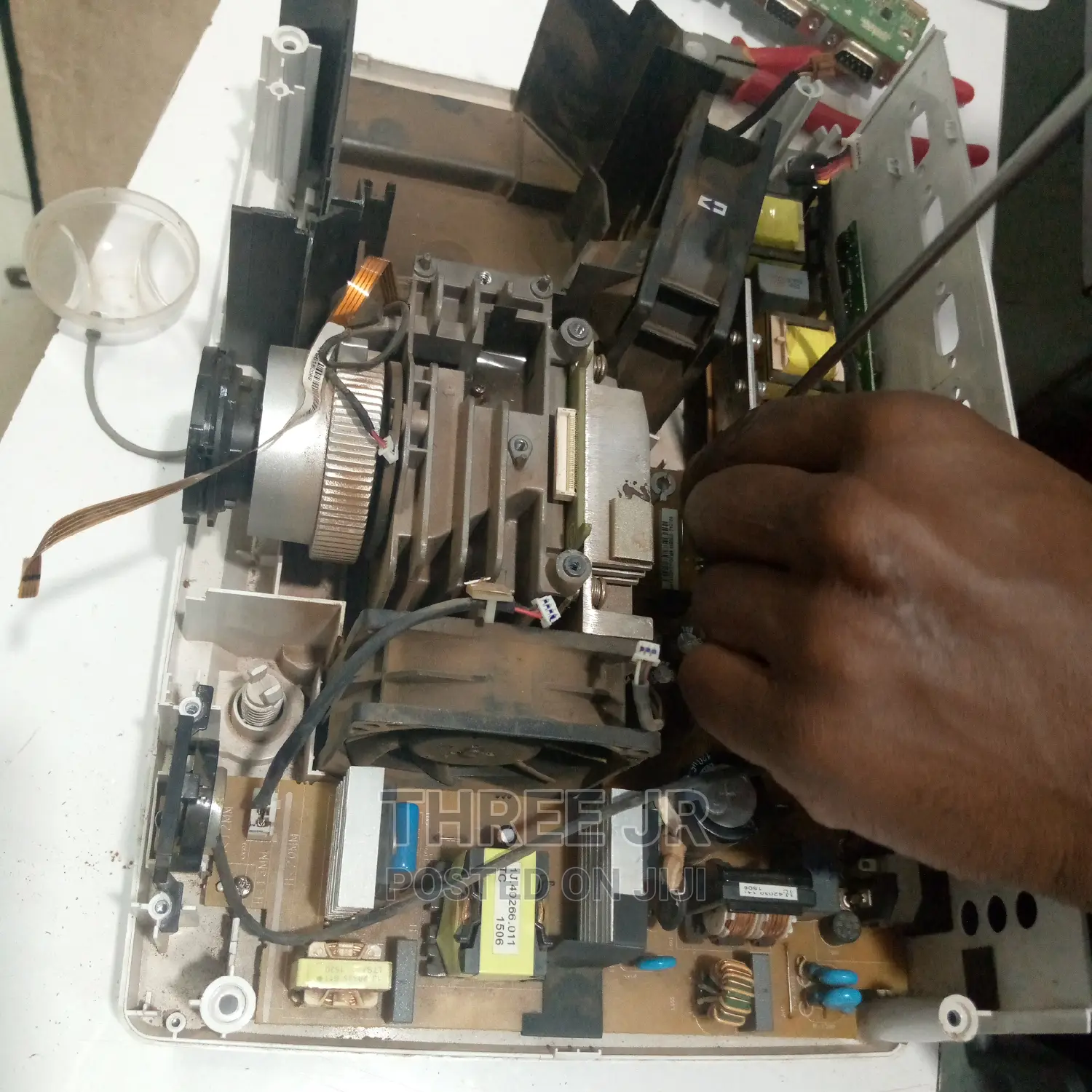 Its Time to Service Your Projectors. Visit Our Service Centr