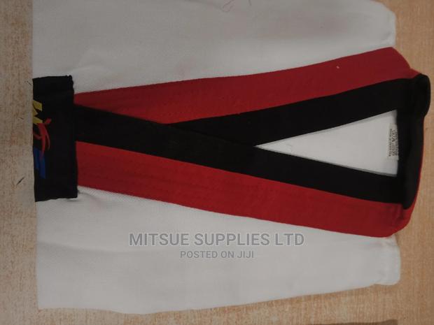 Professional Taekwondo Uniform Set - thumbnail 4