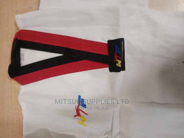 Professional Taekwondo Uniform Set - thumbnail 6