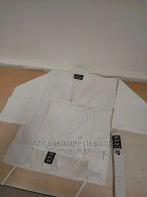 Proffesional Karate Uniform Set