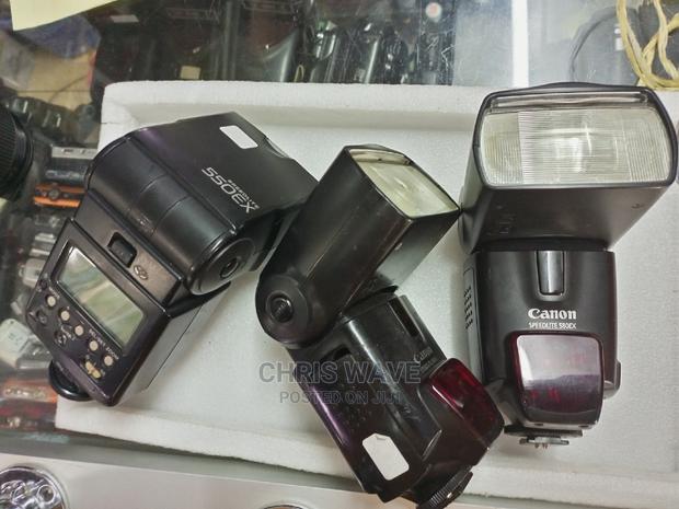 Canon 250D,4000D,2000D Speedlite/Flash