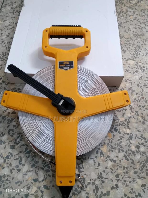 100 Meter Fibreglass Measuring Tape - thumbnail 3