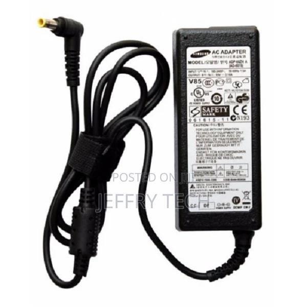 Samsung 19v Laptop Charger