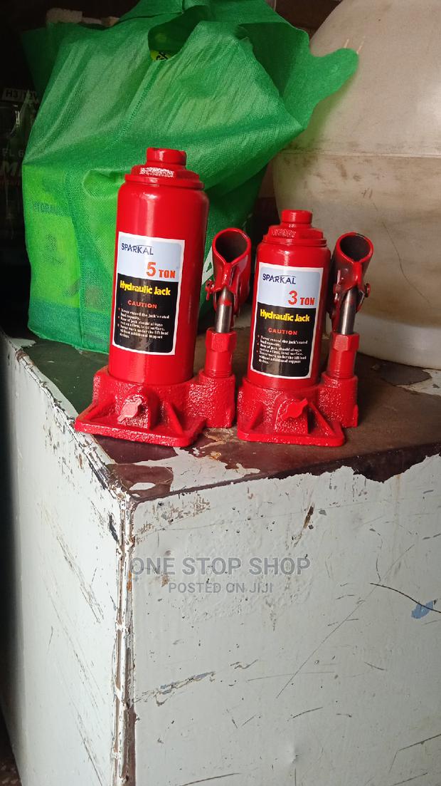 3ton and 5ton Hydraulic Jack - thumbnail 2