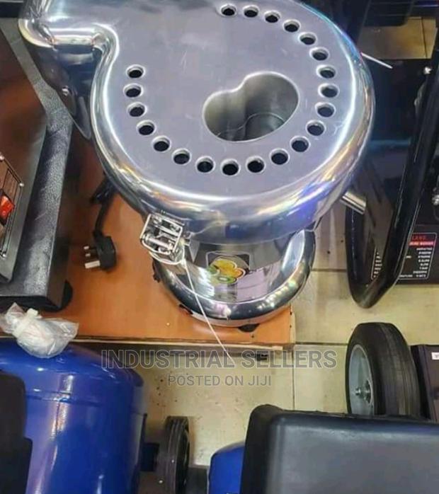 Low Power Commercial Juicer - main view