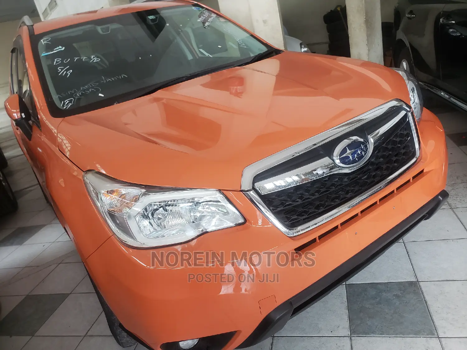 Subaru Forester 2015 Orange