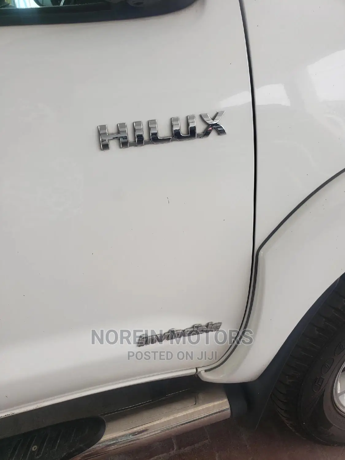 Toyota Hilux 2014 White