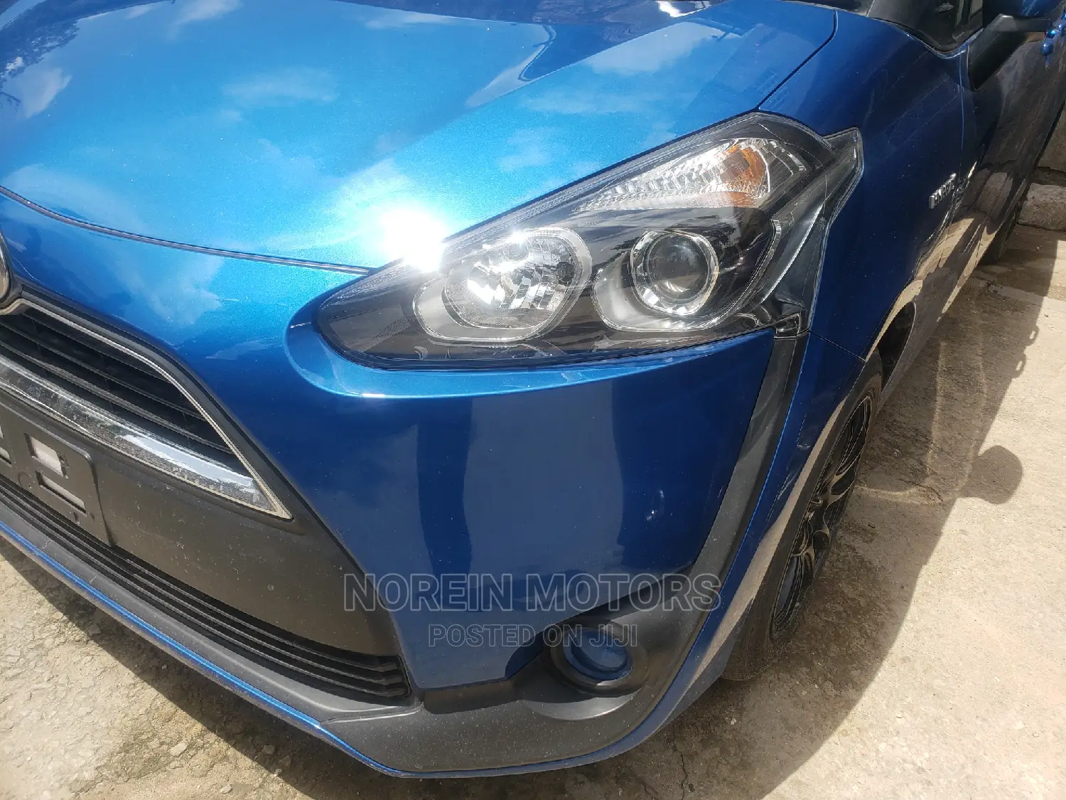 Toyota Sienta 2015 Blue