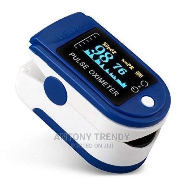 Fingertip Pulse Oximeter Blood Oxygen Saturation SPO2 Meter - main view