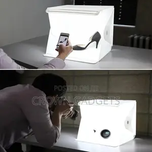 Product Standard: Studios *1+ Black and White Background