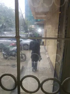 Shop to Let in Madaraka