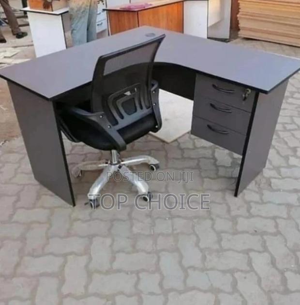 Study Desk - main view