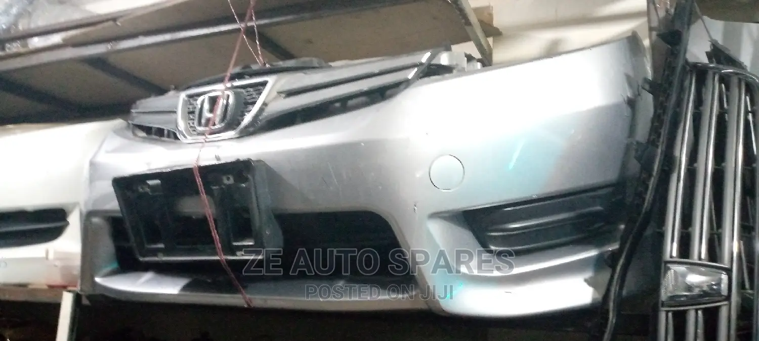 Honda Fit Shuttle Nosecut
