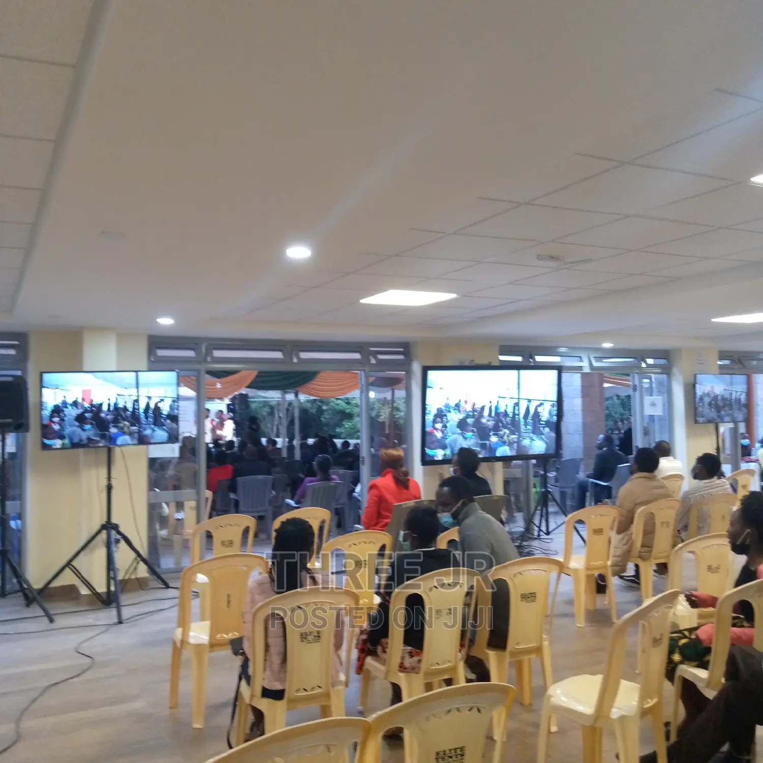 TV Screens Hires Plus Set Up. Call