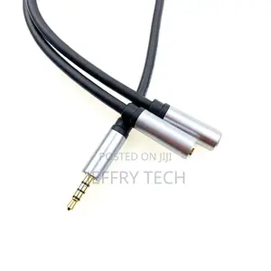 3.5mm Gold Plated OD 4.5mm 1 Male to 2 Female Mobile Phone