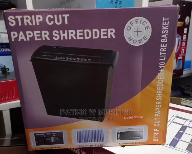 Strip Cut Paper Shredder 5 Sheets - thumbnail 2