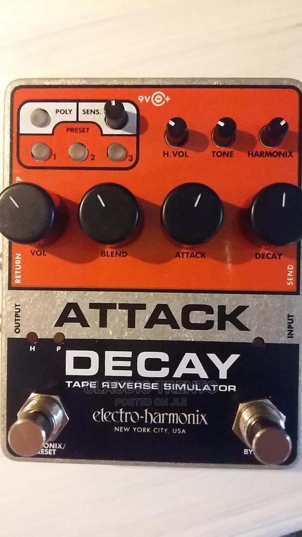 Electro Harmonix Guitar Effect Pedal - main view