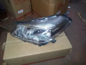 Headlamp Toyota Vitz Jewela 2012-2013