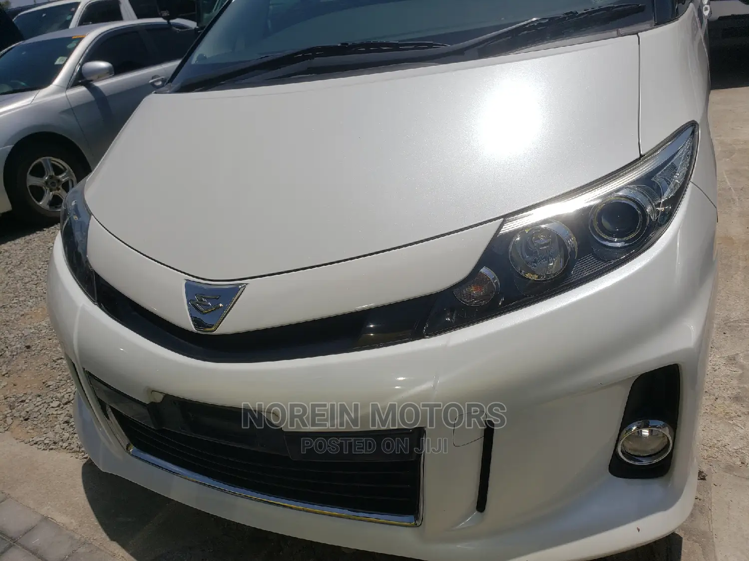 Toyota Estima 2014 Pearl