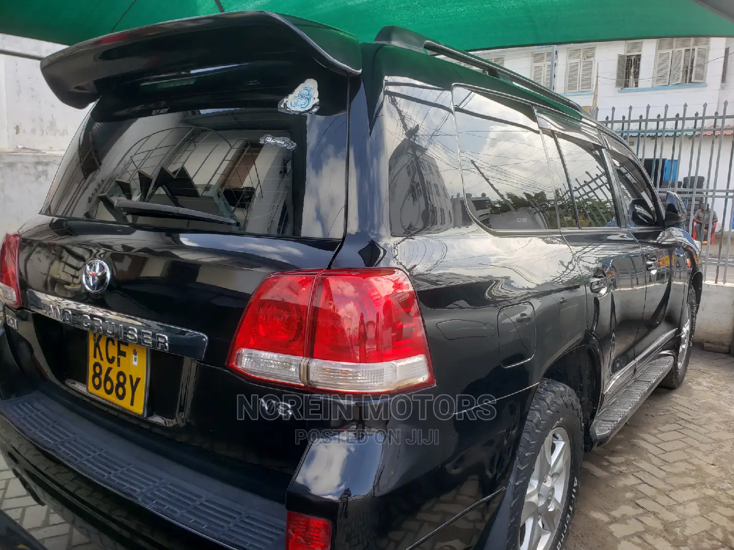 Toyota Land Cruiser 2009 Black