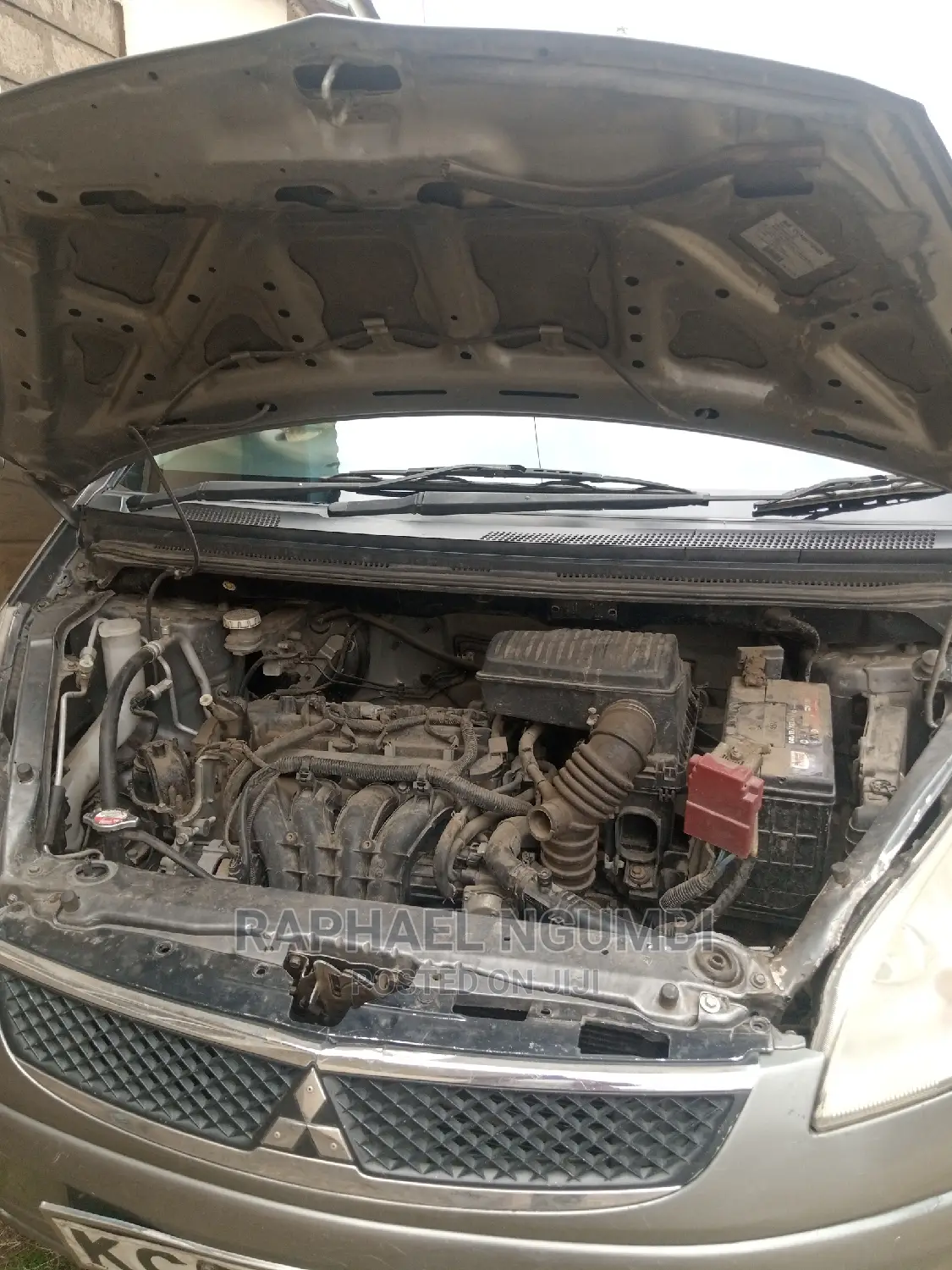 Mitsubishi Colt 2010 Silver