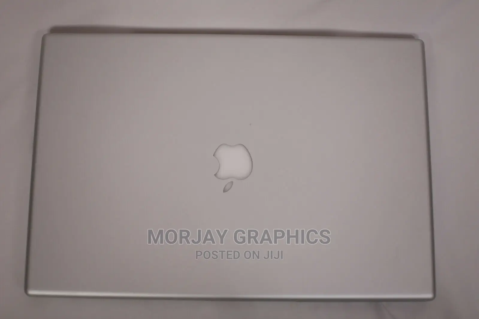 Laptop Apple MacBook 4GB Intel Core 2 Duo 320GB