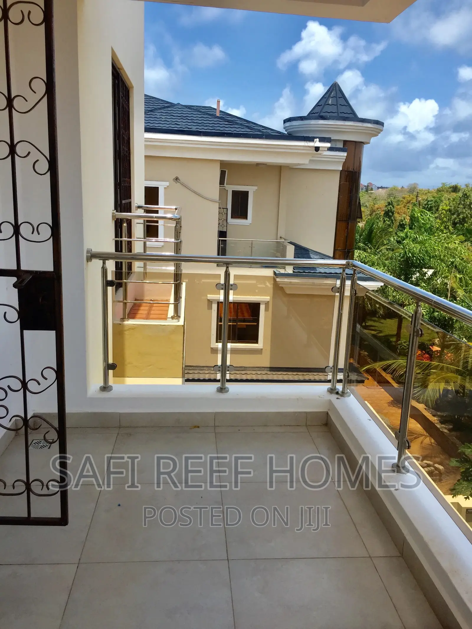 3bdrm Shared Apartment in Nyali for Rent