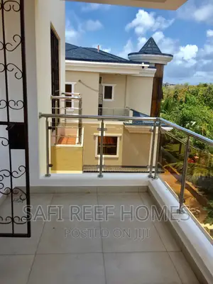 3bdrm Shared Apartment in Nyali for Rent