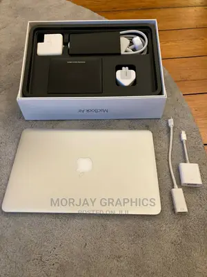 Laptop Apple MacBook 4GB Intel Core I5 SSD 256GB