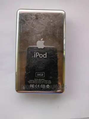 Apple iPod Classic 4th Gen. White 30gb