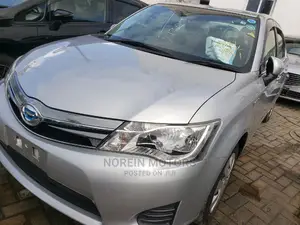 Toyota Axio 2015 Gold