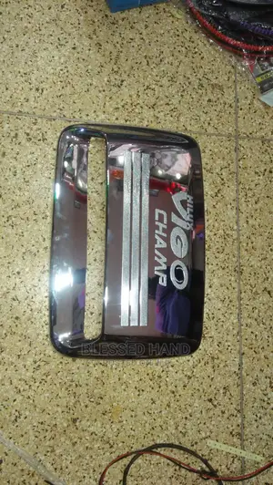 Bonnet Chrome for Vigo