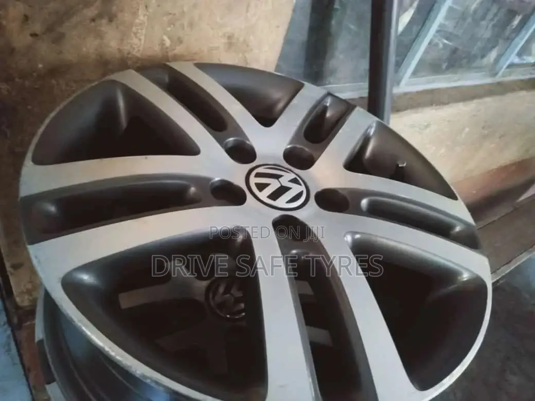 VW Original Rim 16 Inch