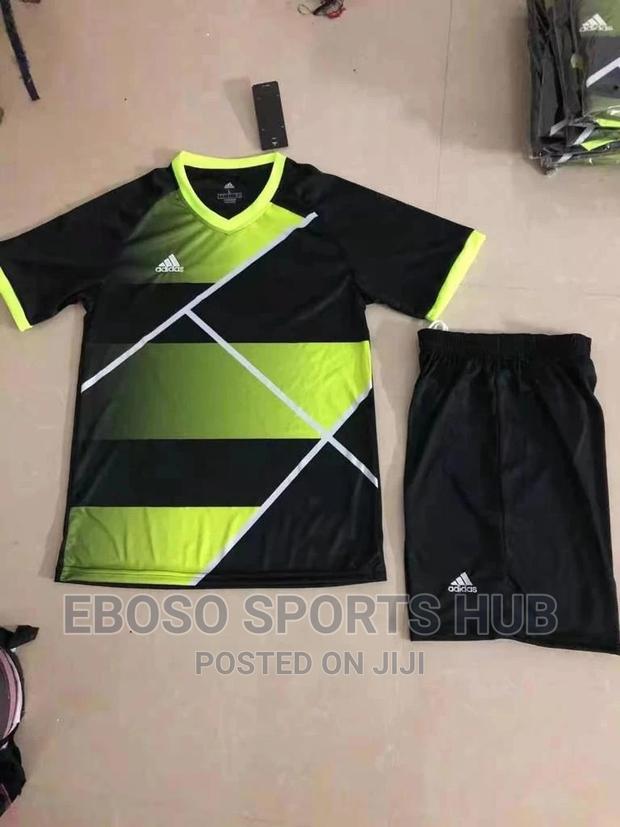 Latest Football Kit - thumbnail 4