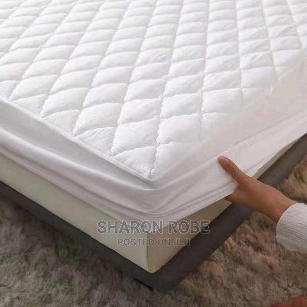 Waterproof Mattress Protector - thumbnail 7